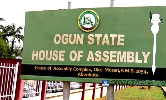 WhatsApp Image 2025-05-08 at 9.19.09 PM Ogun LG chairmen asked to provide detailed documentation of ongoing, completed projects